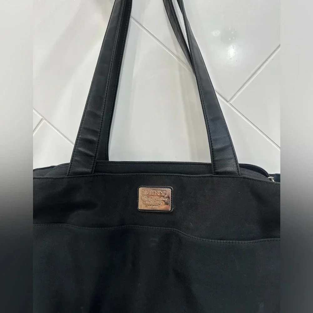 DKNY tote bag - Picture 2 of 16